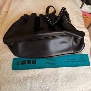 Classic Black Drawstring Shoulder Bag - Unbranded